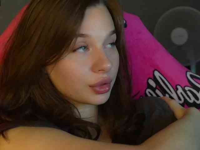 _Polly_ webcam