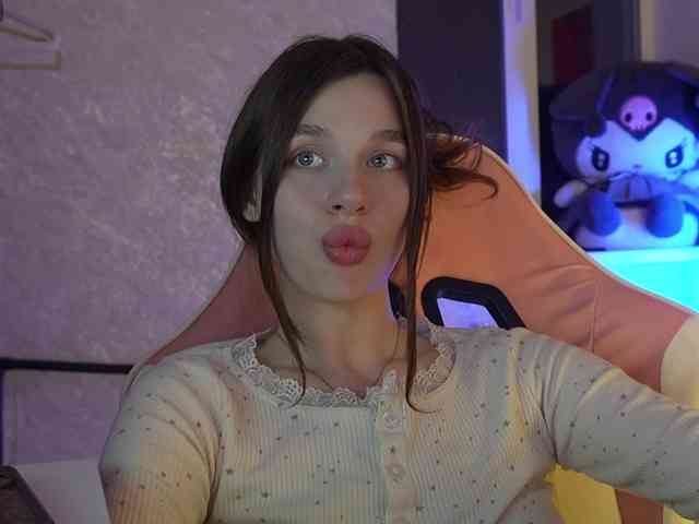 _Polly_ webcam