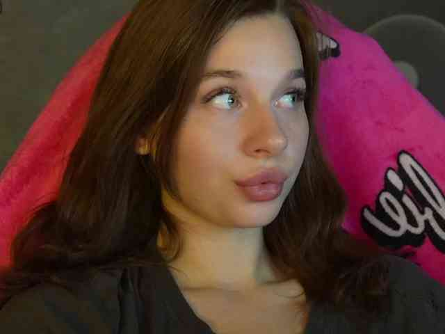 _Polly_ webcam