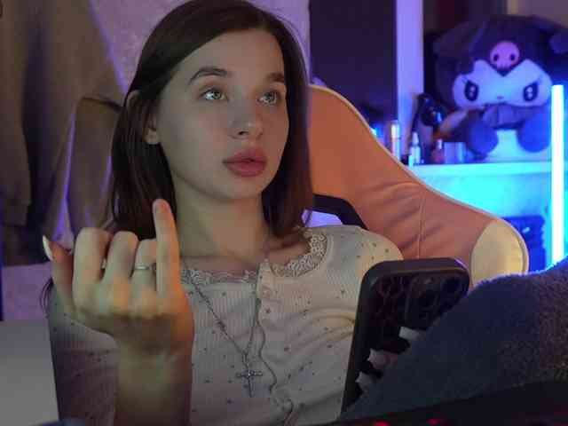 _Polly_ webcam