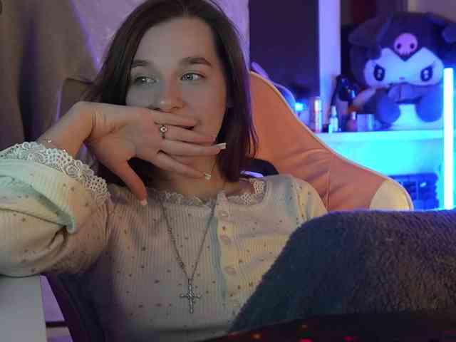 _Polly_ webcam
