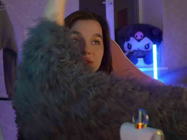 _Polly_ webcam