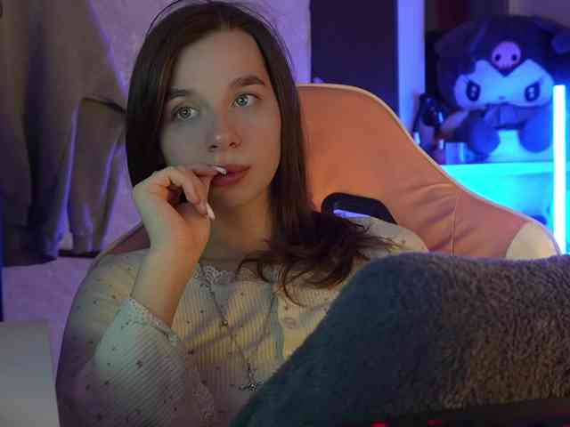 _Polly_ webcam