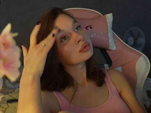 _Polly_ webcam