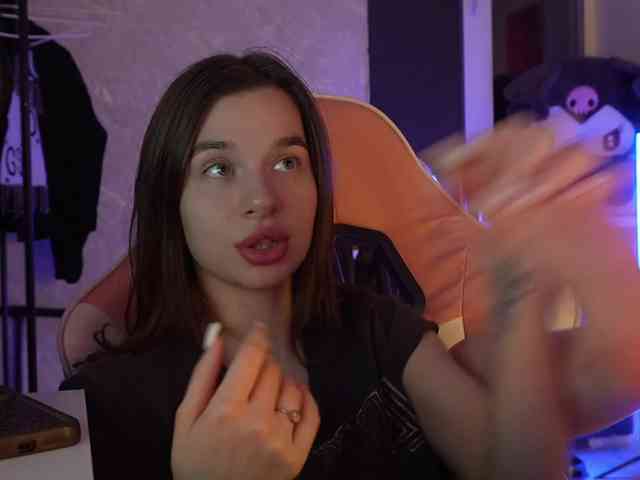 _Polly_ webcam