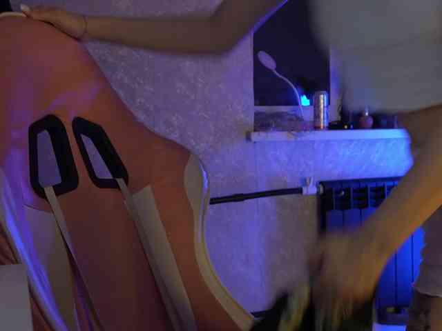 _Polly_ webcam