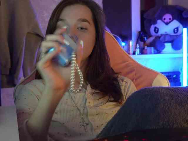 _Polly_ webcam