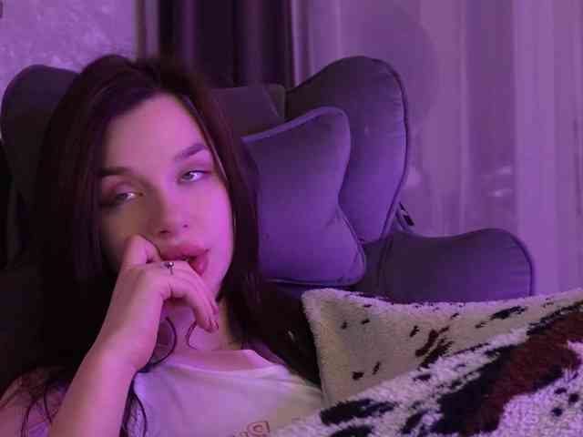 MossiPolli Live Webcam on BongaCams