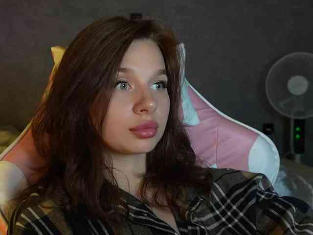 _Polly_ webcam