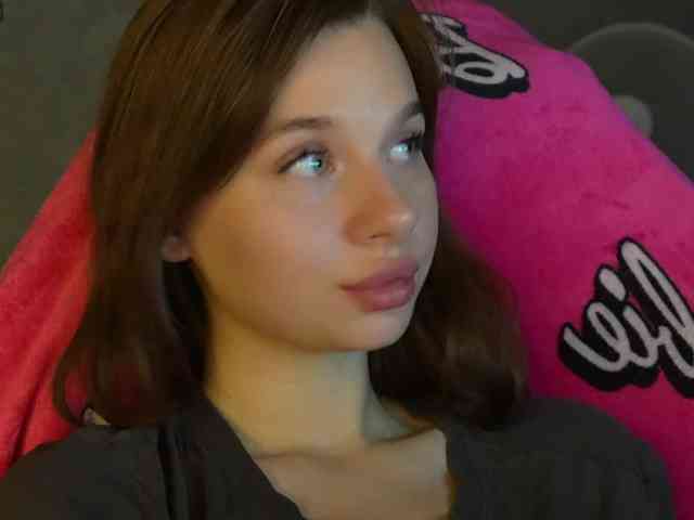 _Polly_ webcam