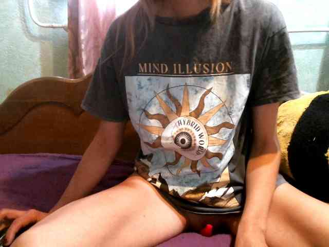 Carolly_ webcam
