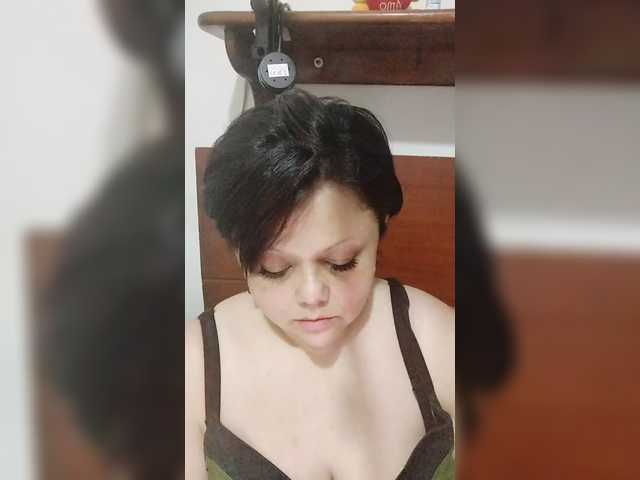 amputeehot's BongaCams show and profile