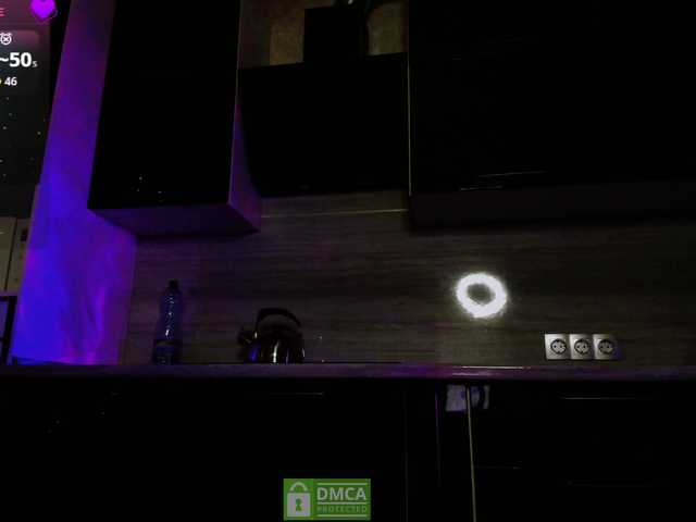 Fi-des's BongaCams show and profile