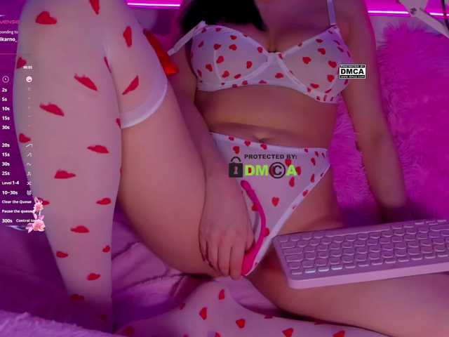 -roxy-a's BongaCams show and profile