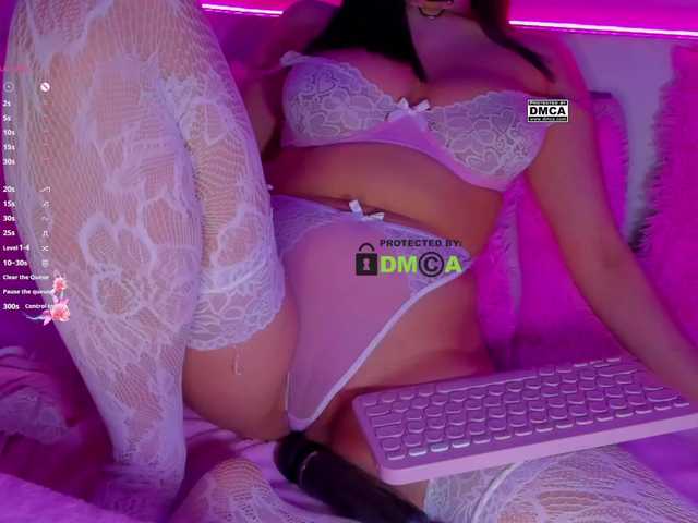 -roxy-a's BongaCams show and profile