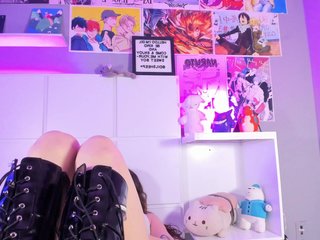 LolaMustaine Porn Show