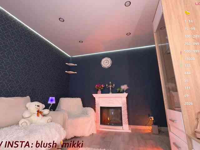 BlushMikki webcam