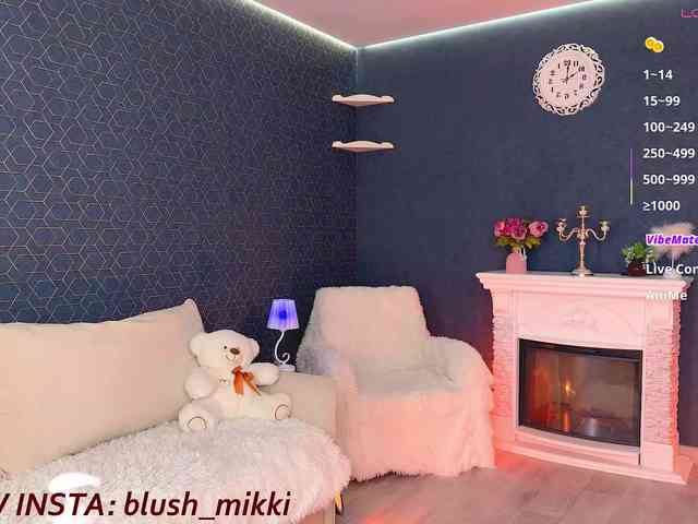 BlushMikki webcam