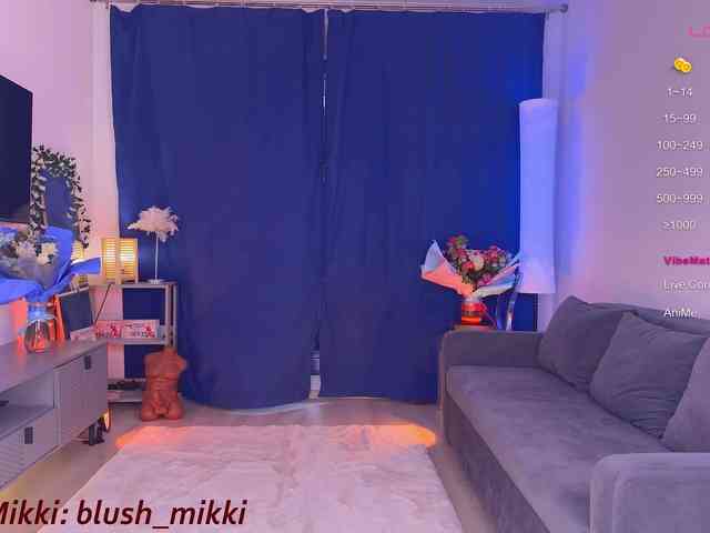 BlushMikki webcam