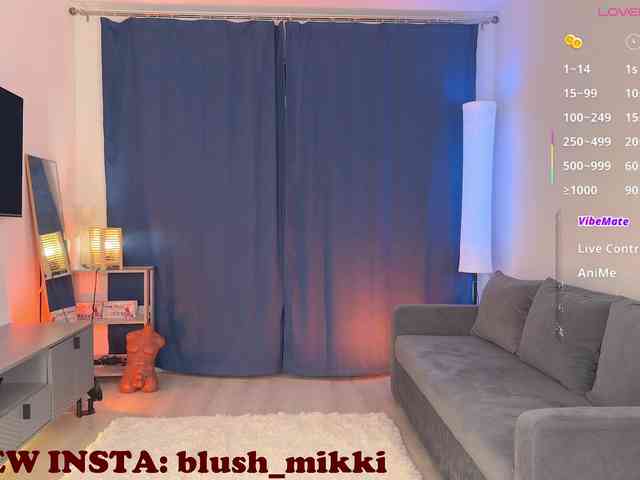 BlushMikki webcam