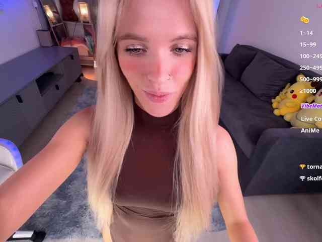 BlushMikki webcam