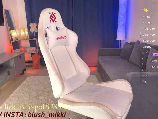 BlushMikki webcam