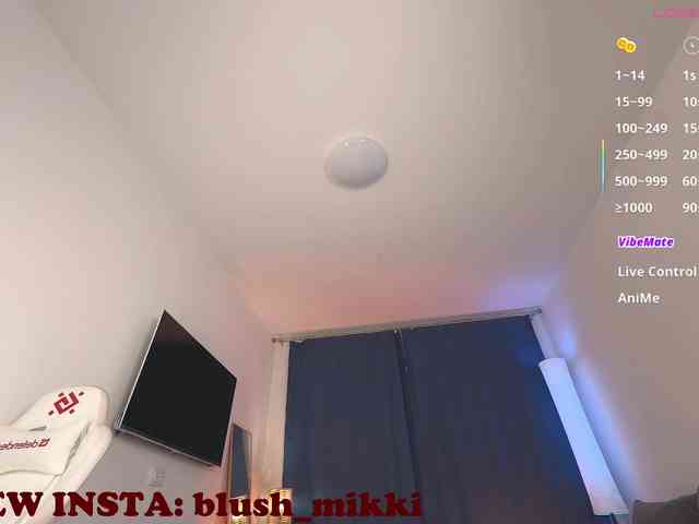 BlushMikki webcam