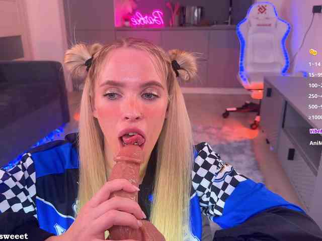 BlushMikki webcam