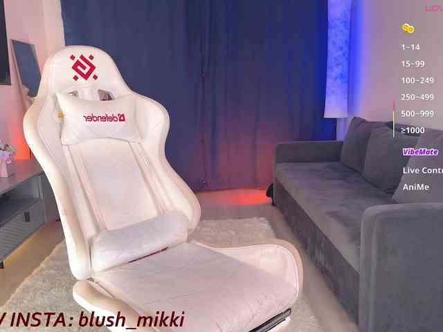BlushMikki webcam