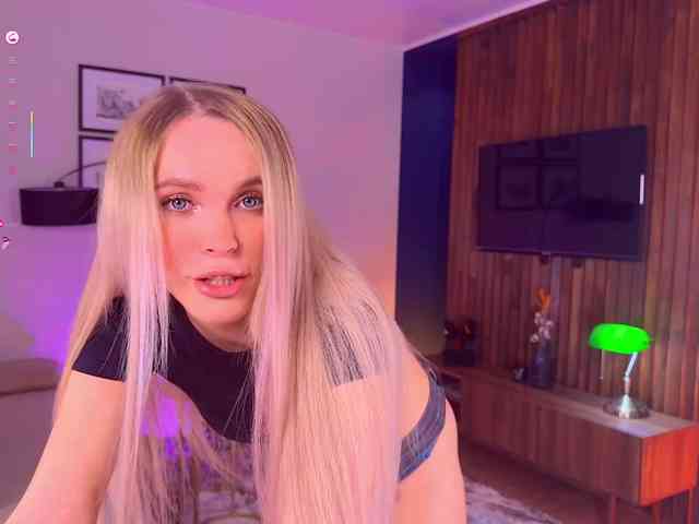 BlushMikki webcam