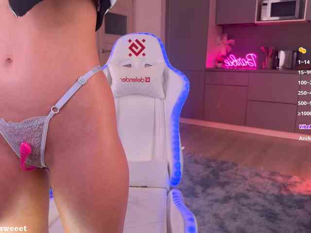 BlushMikki webcam