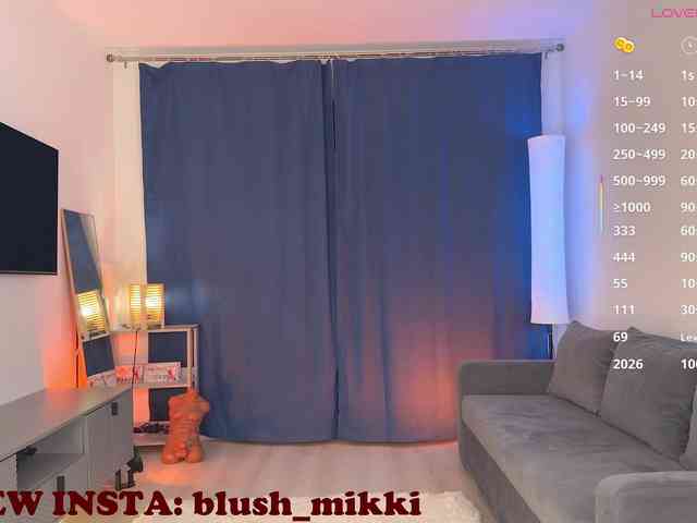 BlushMikki webcam