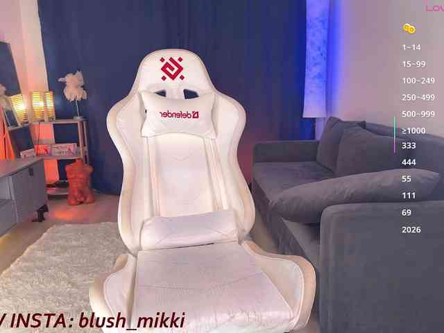 BlushMikki webcam