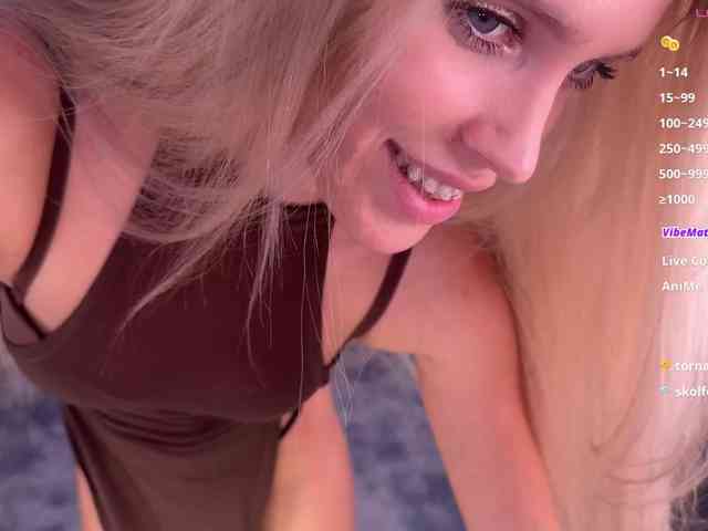 BlushMikki webcam