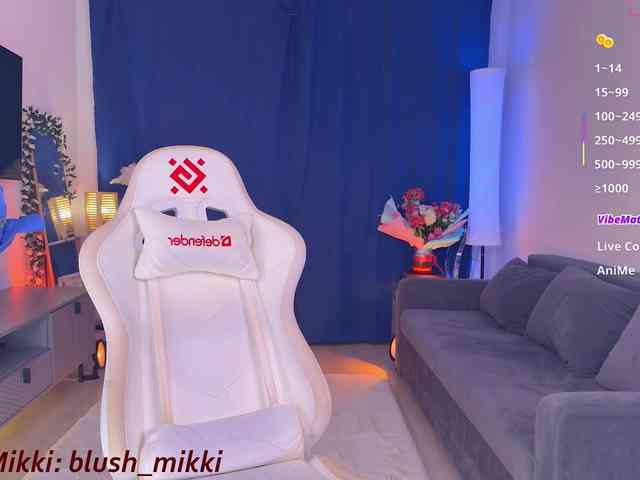 BlushMikki webcam