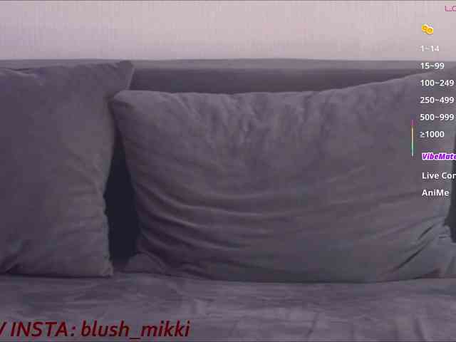 BlushMikki webcam