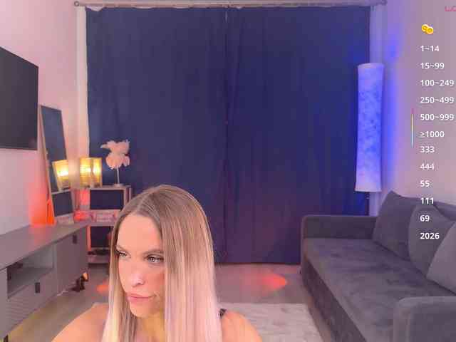BlushMikki webcam