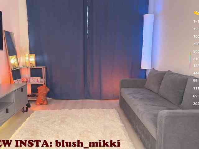 BlushMikki webcam