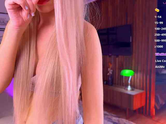 BlushMikki webcam