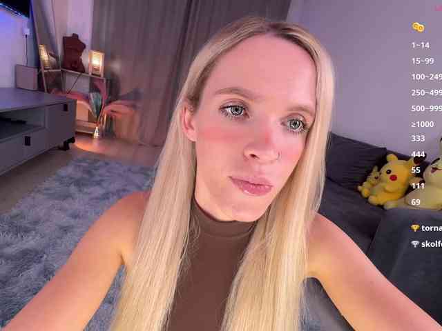 BlushMikki webcam