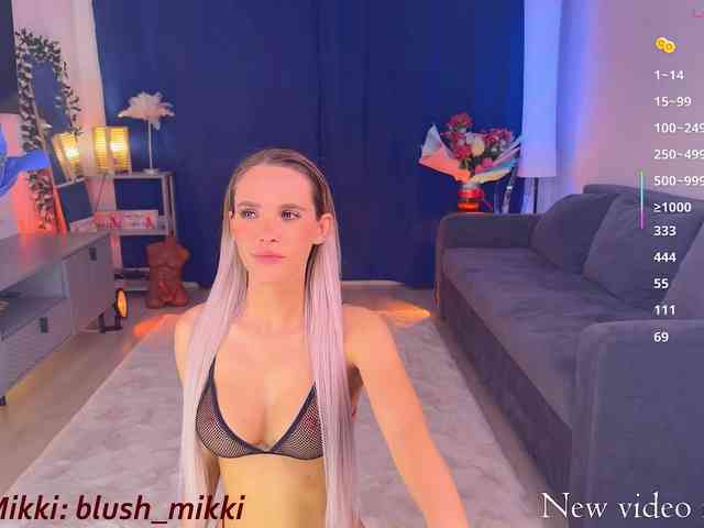 BlushMikki webcam