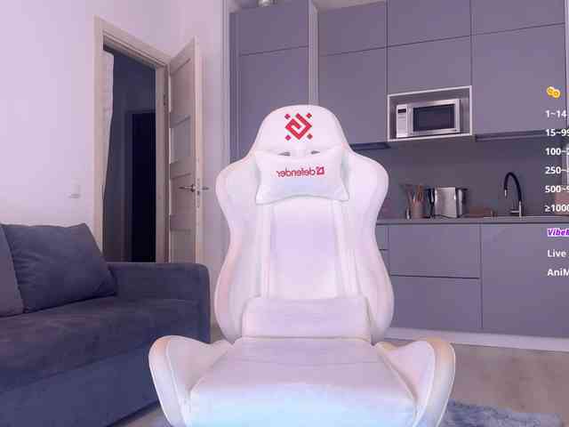 BlushMikki webcam