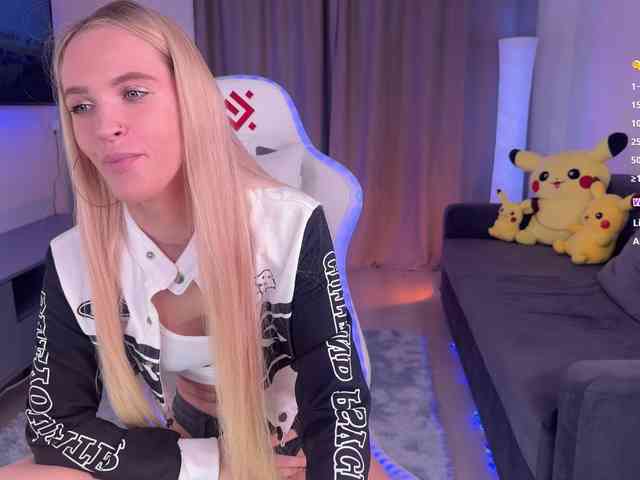 BlushMikki webcam