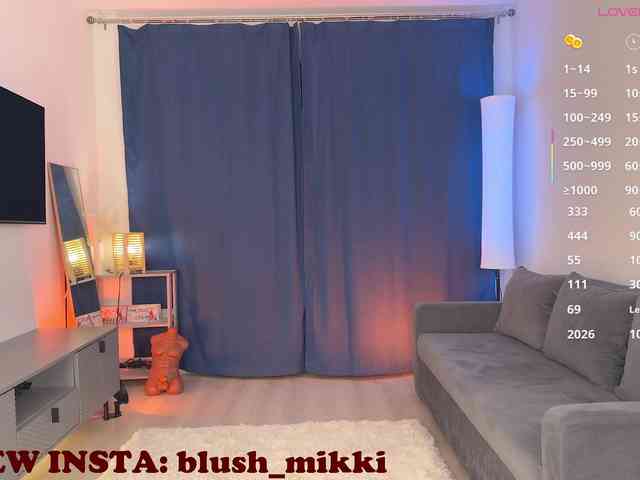 BlushMikki webcam