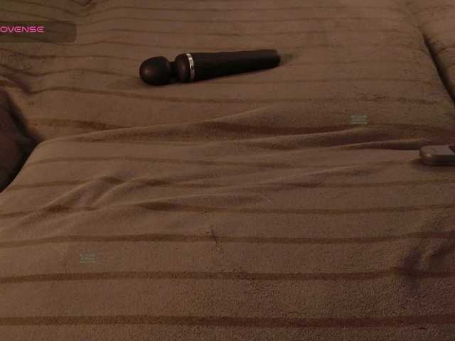 Avr0ria's BongaCams show and profile