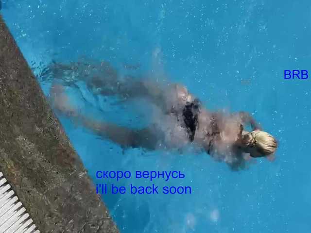 Avr0ria's BongaCams show and profile