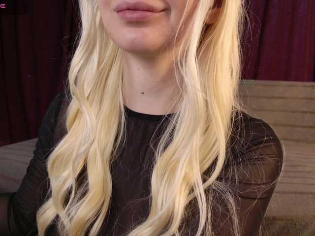 Avr0ria from BongaCams is Freechat