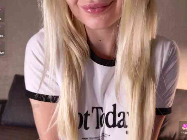 Avr0ria webcam