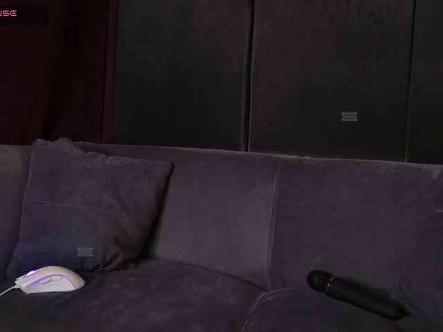 Avr0ria Live Webcam on BongaCams