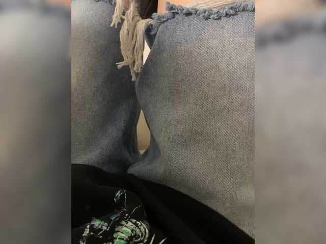 MaybeForYou-'s BongaCams show and profile